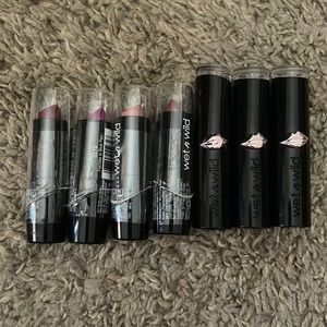 Wet n Wild lipstick bundle